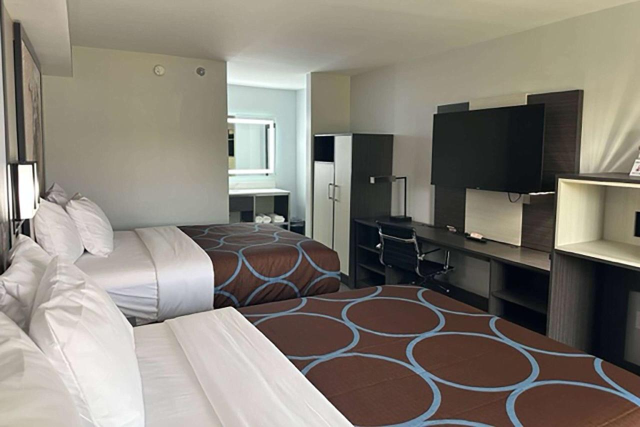 Super 8 By Wyndham Baltimore Northwest Εξωτερικό φωτογραφία