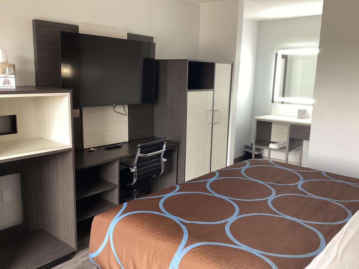 Super 8 By Wyndham Baltimore Northwest Εξωτερικό φωτογραφία