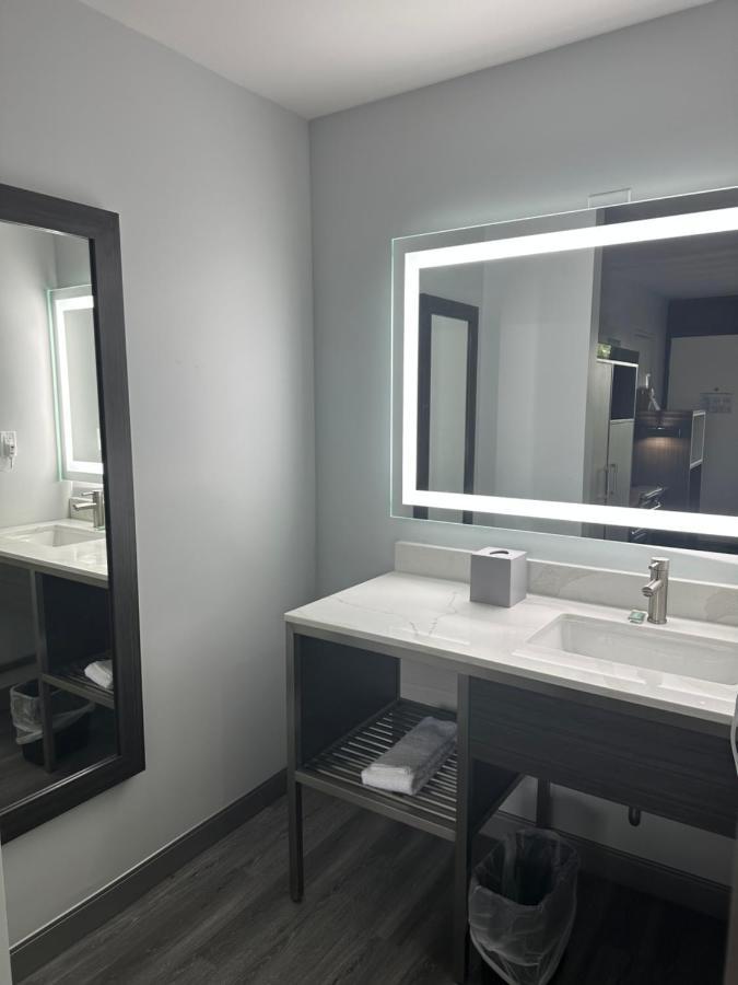 Super 8 By Wyndham Baltimore Northwest Εξωτερικό φωτογραφία